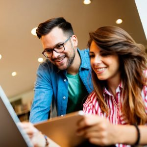 group-of-college-students-studying-in-the-school-l-XRYK527.jpg group-of-college-students-studying-in-the-school-l-XRYK527.jpg